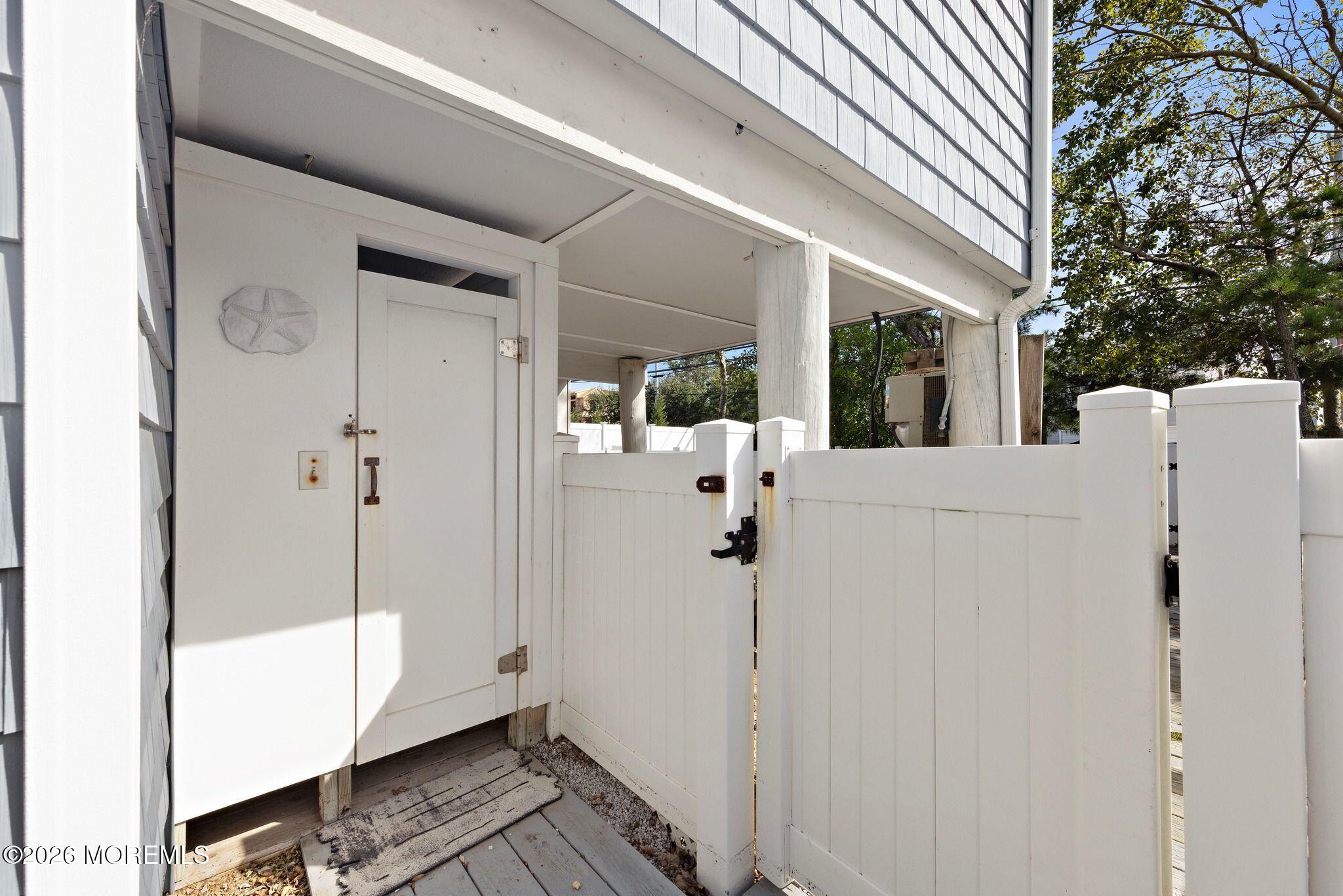 5511 Holly Avenue Harvey Cedars NJ 08008
