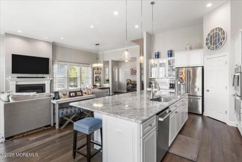 9 Foulks Terrace Lincroft NJ 07738