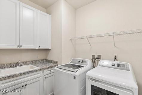 9 Foulks Terrace Lincroft NJ 07738