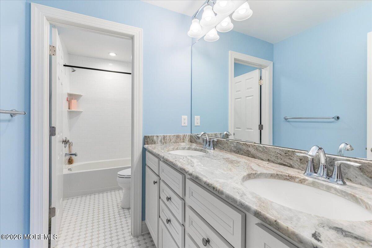 9 Foulks Terrace Lincroft NJ 07738