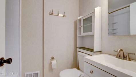 2 Lone Star Lane Manalapan NJ 07726