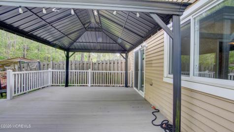 2 Lone Star Lane Manalapan NJ 07726