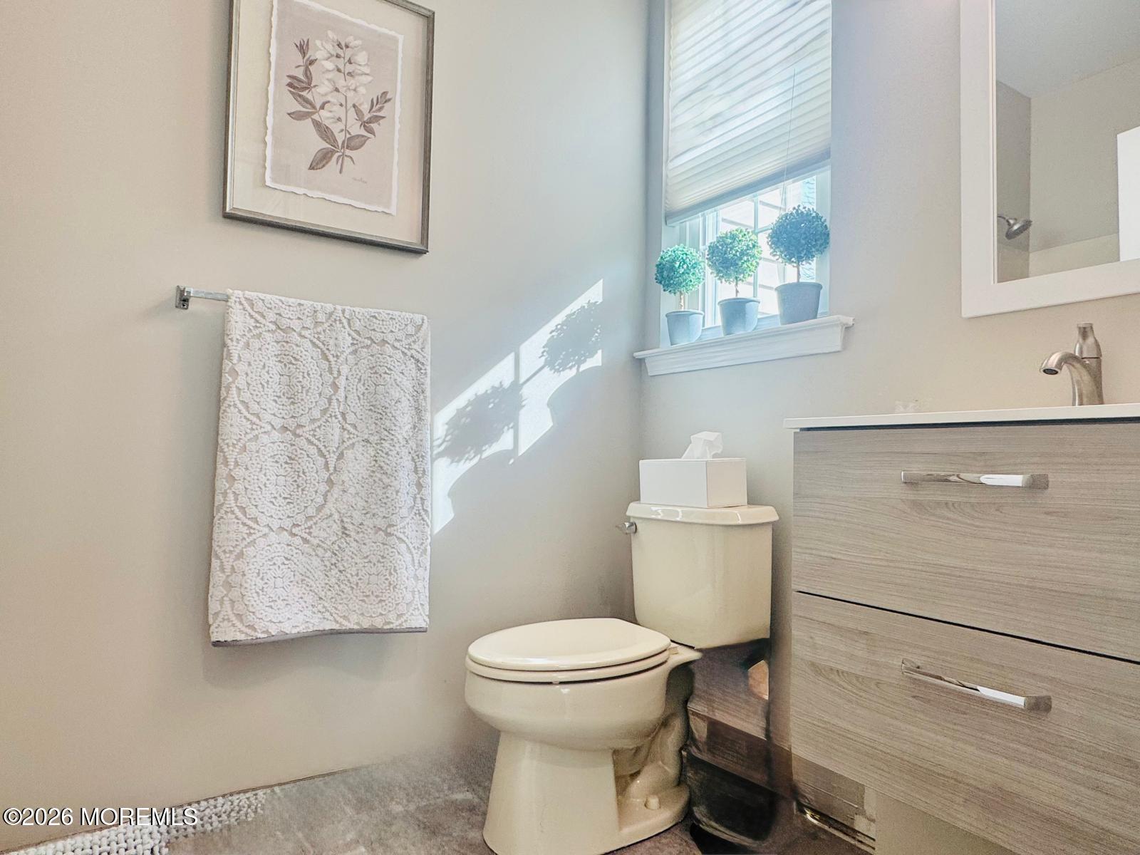 17 Foxwood Road Lakewood NJ 08701