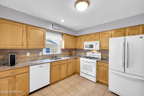 32 Carlisle Road Toms River NJ 08757