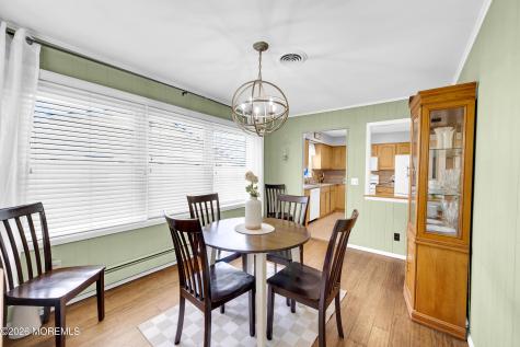 32 Carlisle Road Toms River NJ 08757