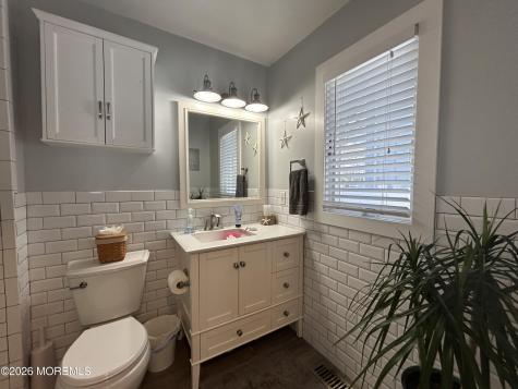 128 Gangway Lane Manahawkin NJ 08050