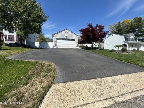 128 Gangway Lane Manahawkin NJ 08050
