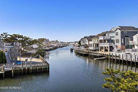 52 Diane Road Manahawkin NJ 08050