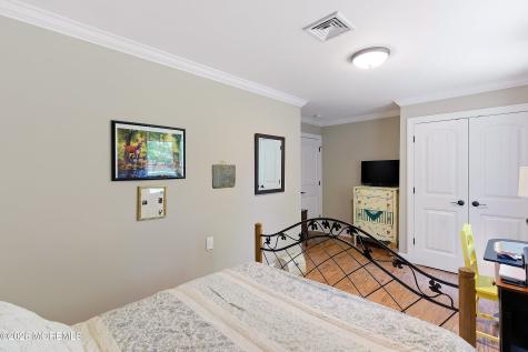 94 Guadeloupe Drive Toms River NJ 08757