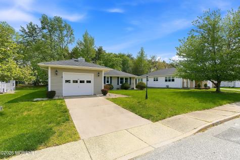 94 Guadeloupe Drive Toms River NJ 08757