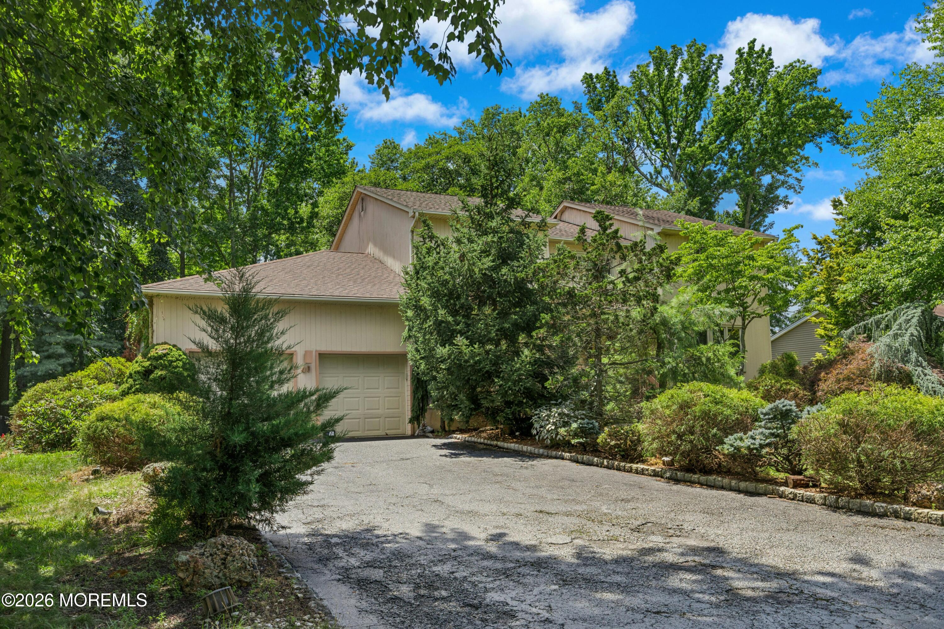 40 Vista Drive Morganville NJ 07751