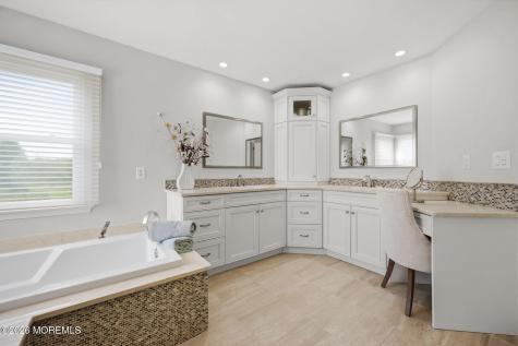 35 Rustic Way Freehold NJ 07728