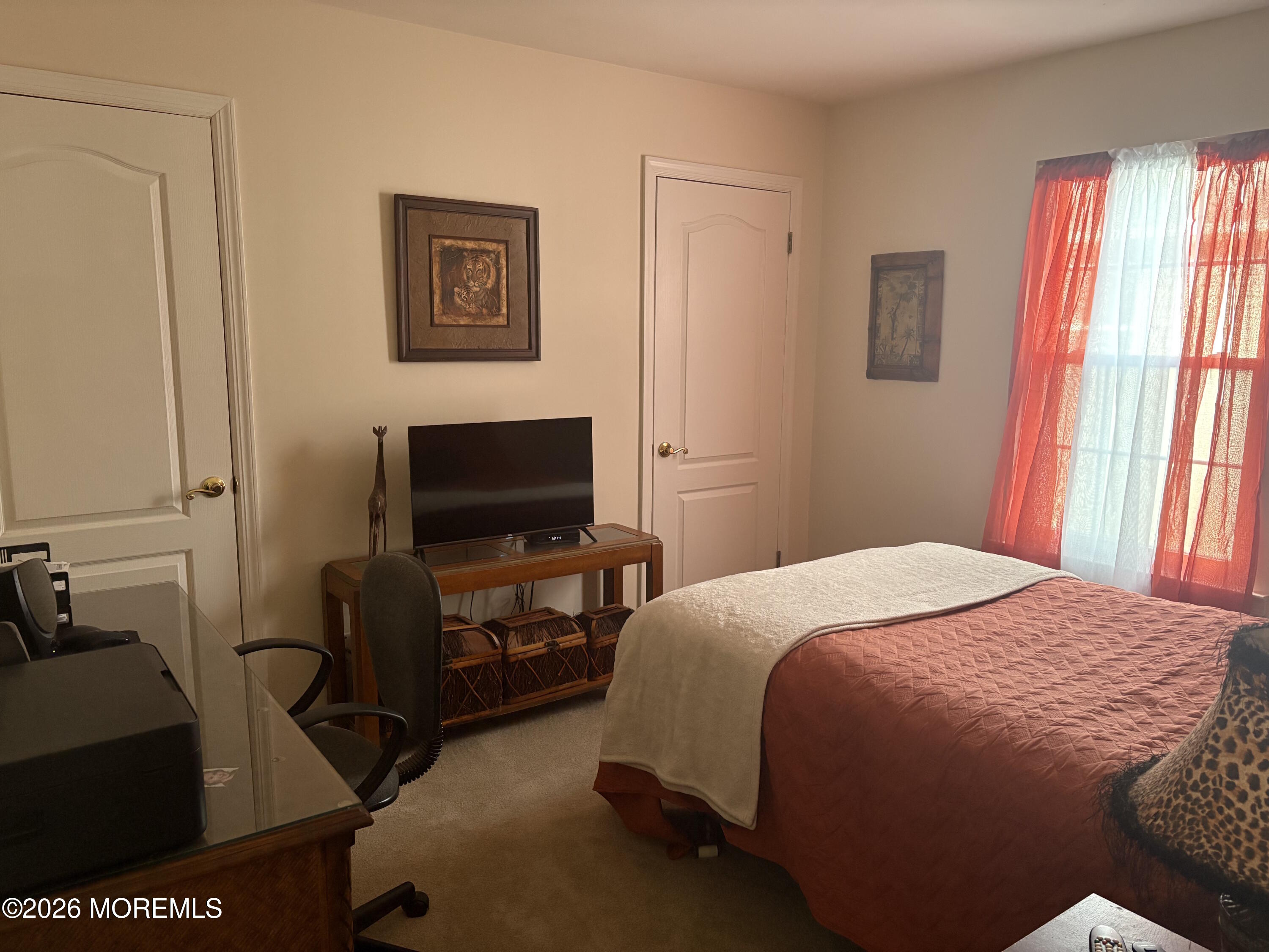 82 Trent Drive Toms River NJ 08757