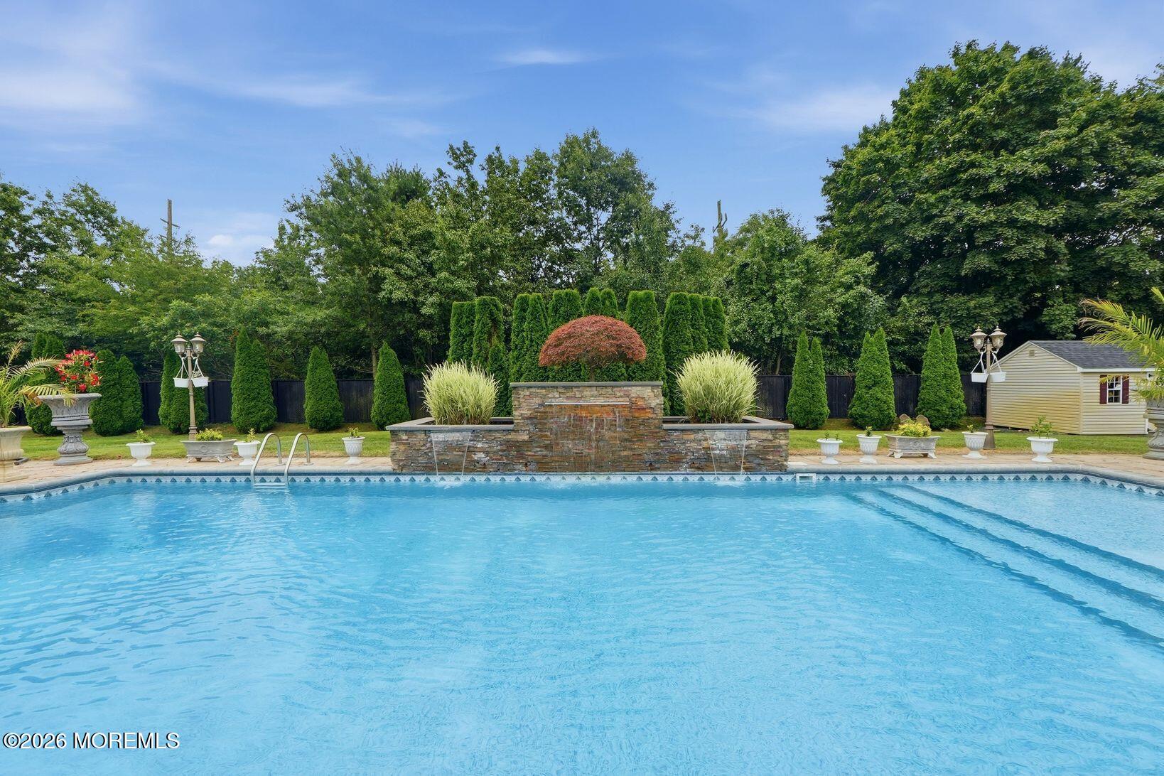 7 Crystal Court Manalapan NJ 07726