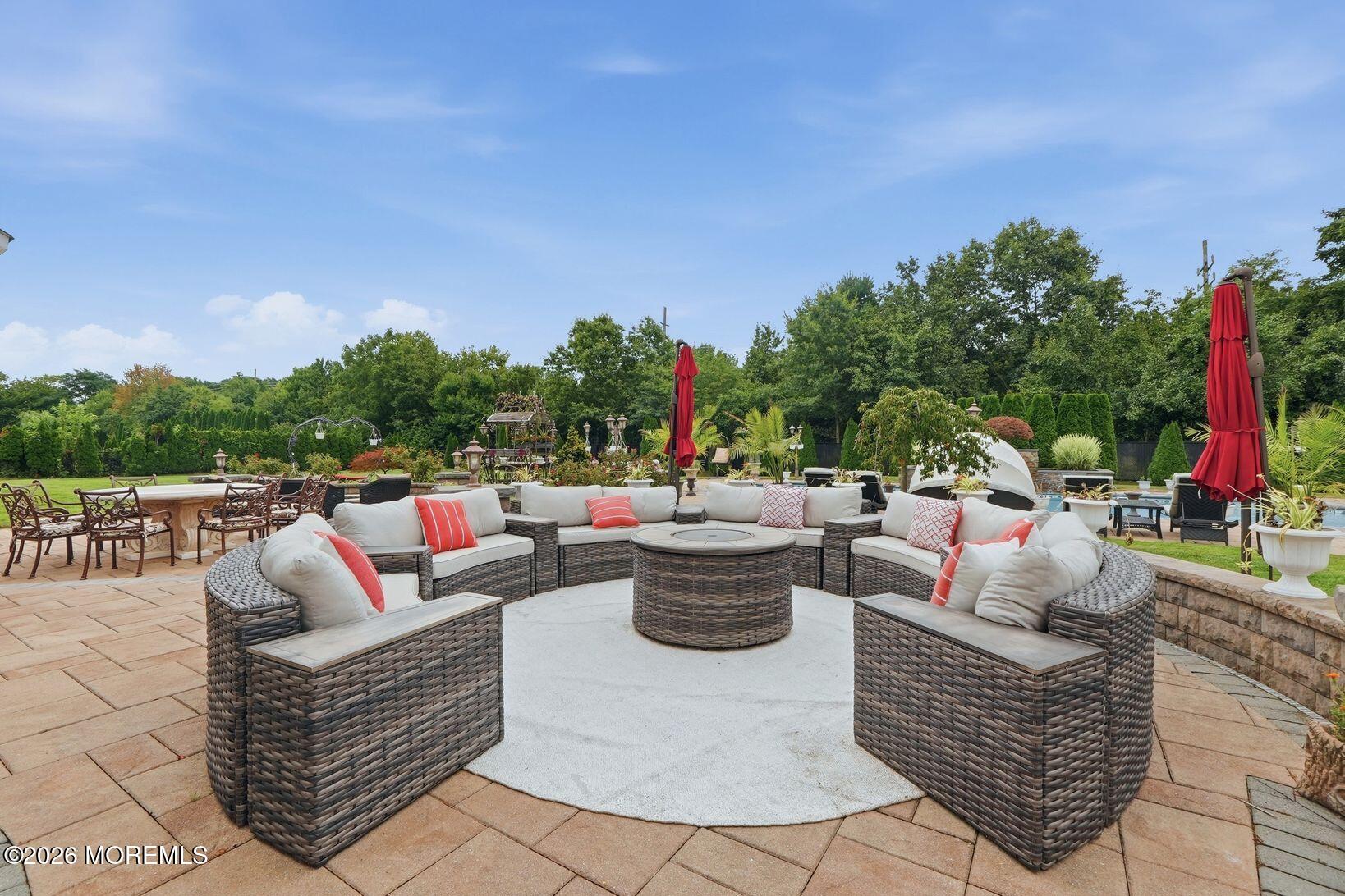 7 Crystal Court Manalapan NJ 07726