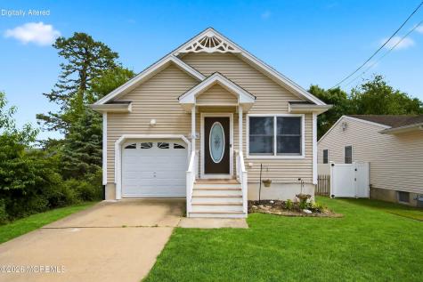 1349 Longboat Avenue Beachwood NJ 08722