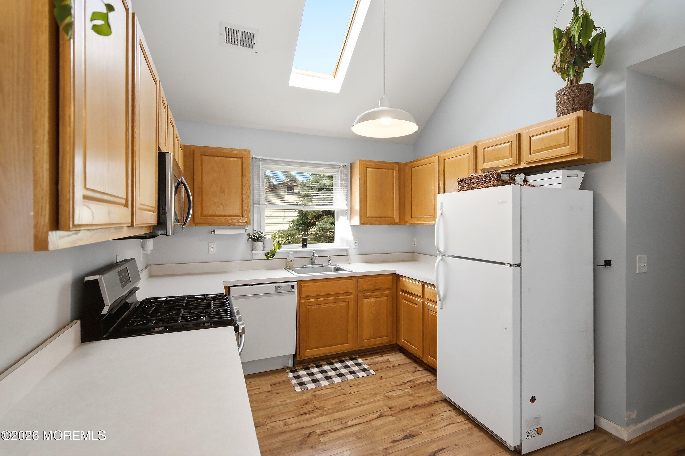 1349 Longboat Avenue Beachwood NJ 08722