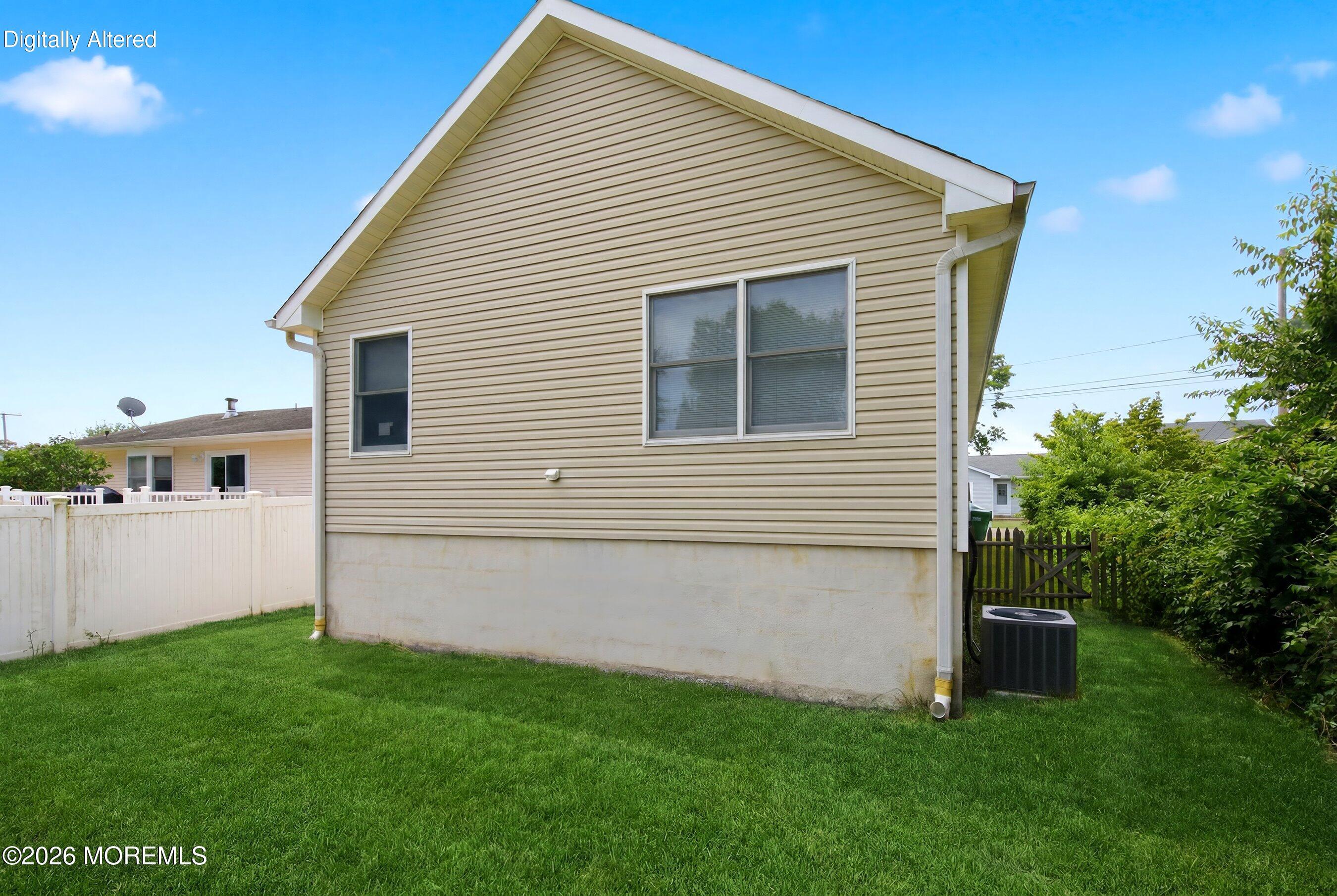 1349 Longboat Avenue Beachwood NJ 08722
