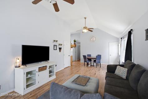1349 Longboat Avenue Beachwood NJ 08722