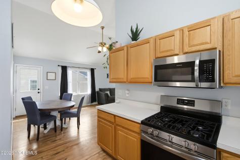 1349 Longboat Avenue Beachwood NJ 08722