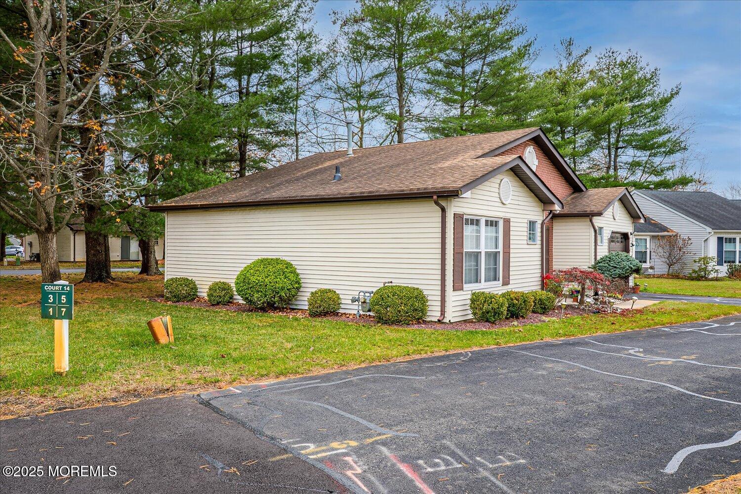 1 Linton Close Freehold NJ 07728