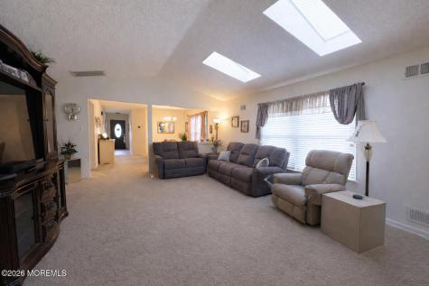 2187 Agincourt Road Toms River NJ 08755