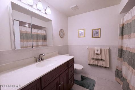 2187 Agincourt Road Toms River NJ 08755