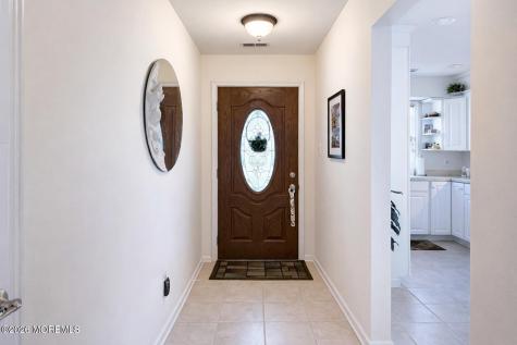 2187 Agincourt Road Toms River NJ 08755
