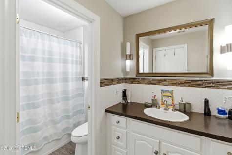 13 Treeside Lane Lakewood NJ 08701