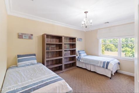 13 Treeside Lane Lakewood NJ 08701