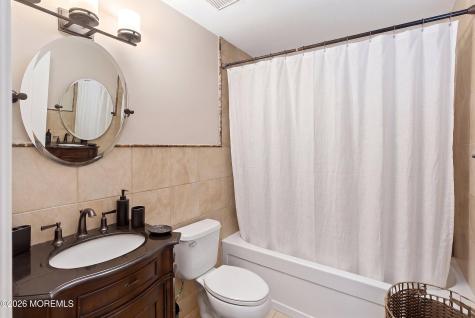 13 Treeside Lane Lakewood NJ 08701