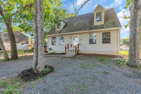 638 Demont Street Toms River NJ 08753
