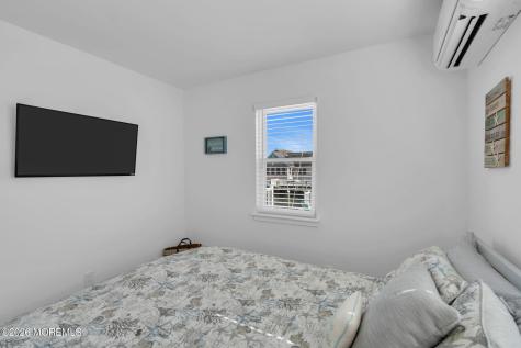 108 Bernard Drive Manahawkin NJ 08050
