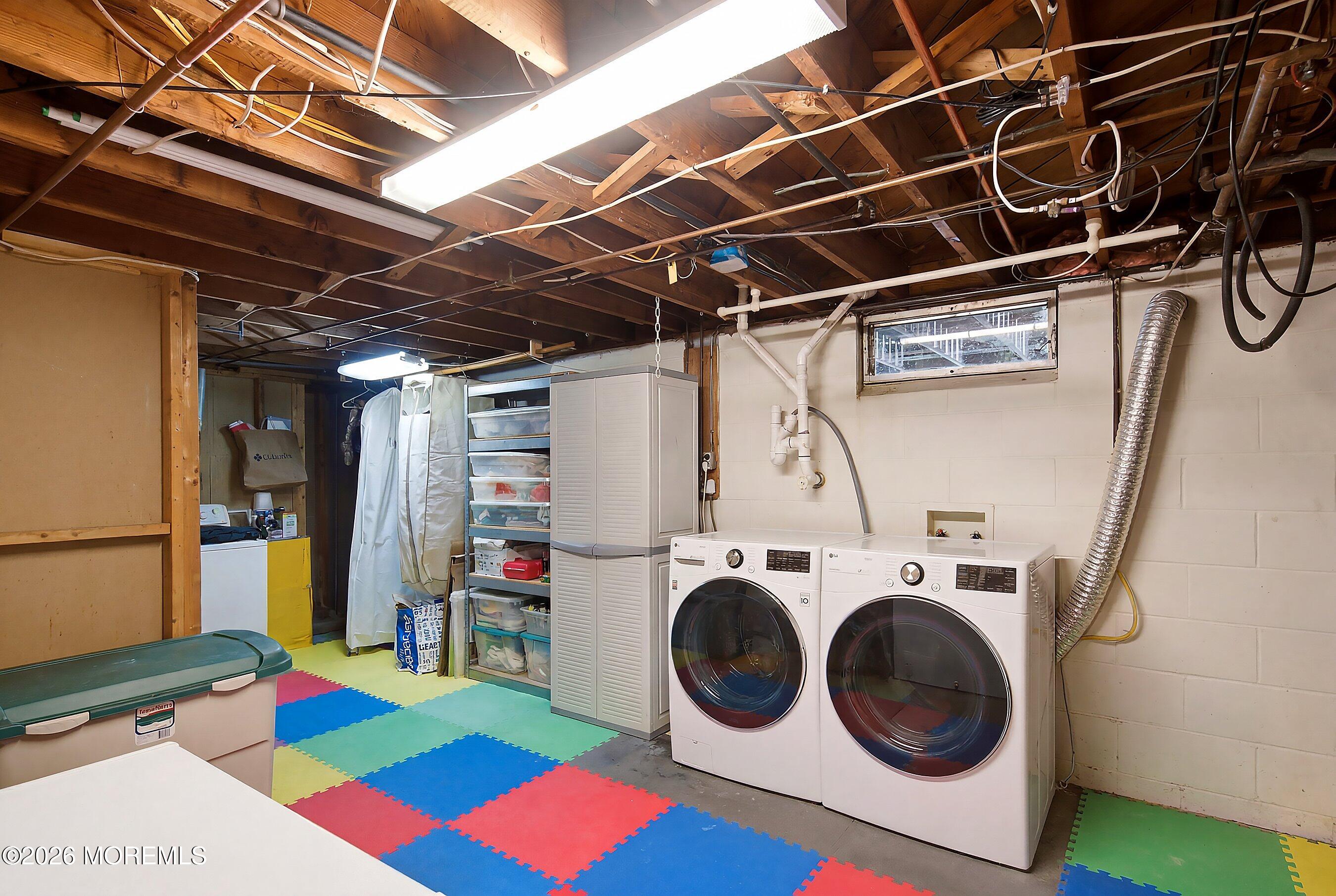 327 Pacific Avenue Beachwood NJ 08722