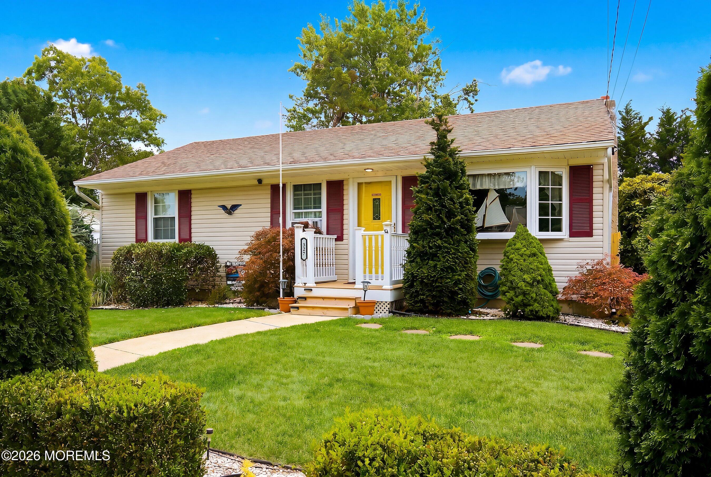 327 Pacific Avenue Beachwood NJ 08722