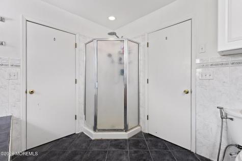 38 Bay Avenue North Middletown NJ 07748