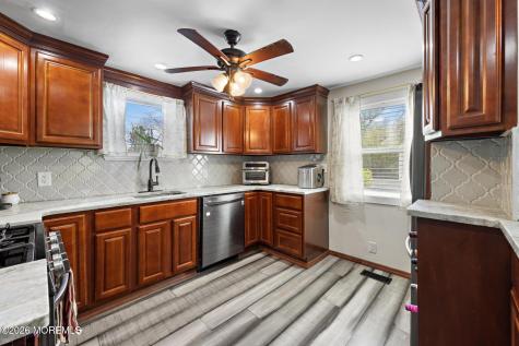 38 Bay Avenue North Middletown NJ 07748