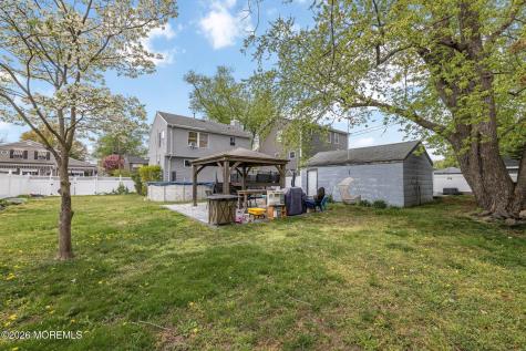 38 Bay Avenue North Middletown NJ 07748