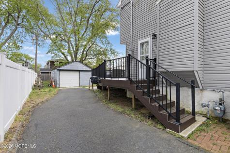 38 Bay Avenue North Middletown NJ 07748