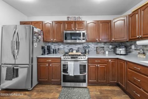 75 Manning Place Keansburg NJ 07734