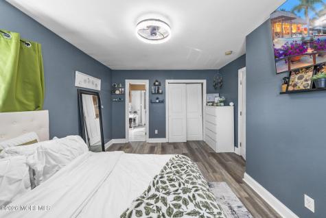 75 Manning Place Keansburg NJ 07734