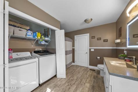 75 Manning Place Keansburg NJ 07734