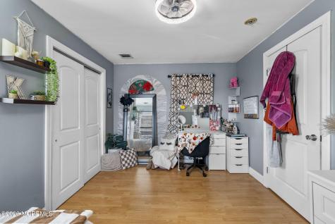 75 Manning Place Keansburg NJ 07734