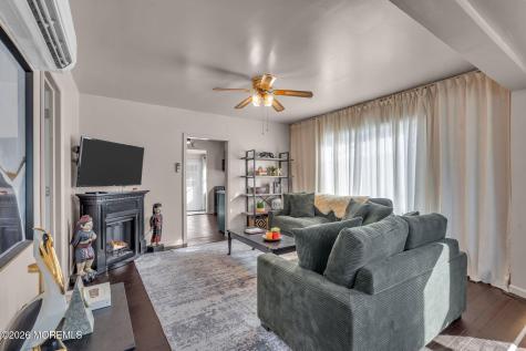2595 Hooper Avenue Brick NJ 08723