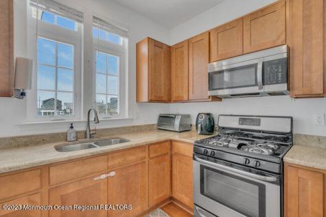 145 Flamingo Road Tuckerton NJ 08087
