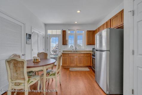 145 Flamingo Road Tuckerton NJ 08087