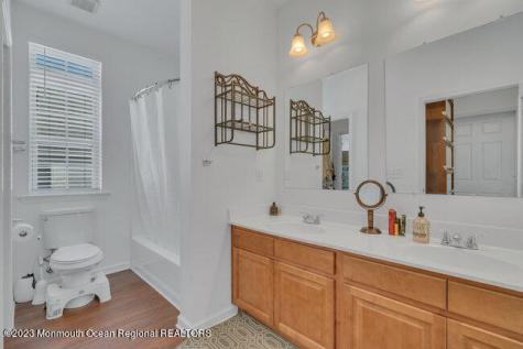 145 Flamingo Road Tuckerton NJ 08087