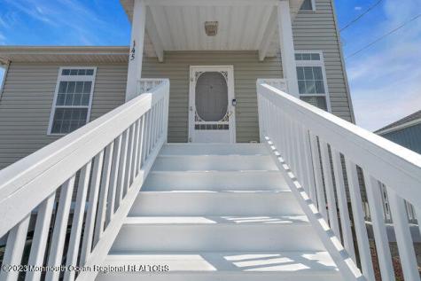 145 Flamingo Road Tuckerton NJ 08087