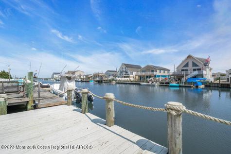 145 Flamingo Road Tuckerton NJ 08087