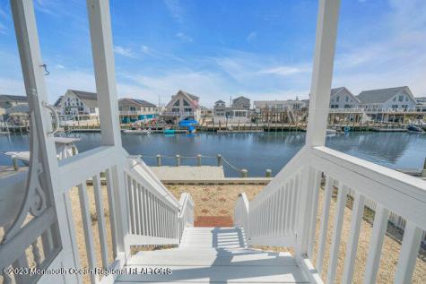 145 Flamingo Road Tuckerton NJ 08087